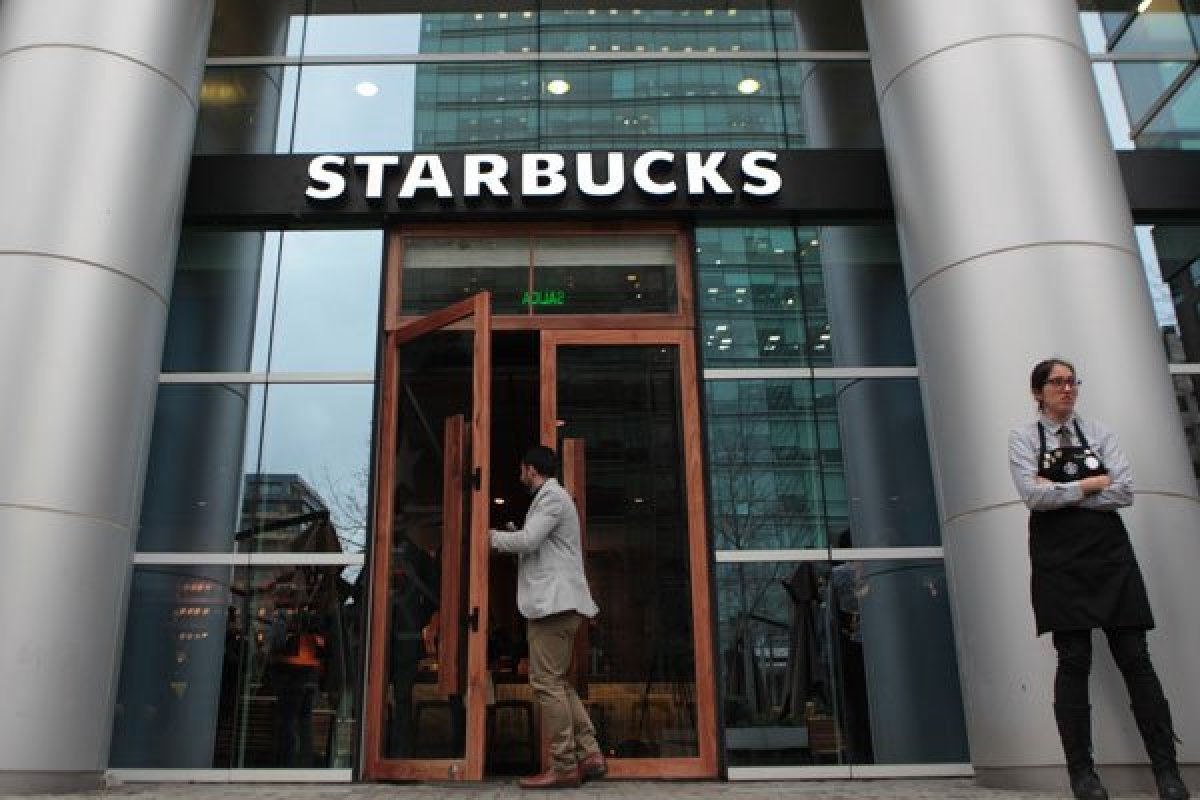 <p>El éxodo de ejecutivos clave en Starbucks continúa con salida de vicepresidenta en área de marketing</p>