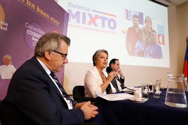 Gobierno refuerza defensa de la reforma de pensiones y pide a la oposición "propuestas concretas" para avanzar en acuerdo