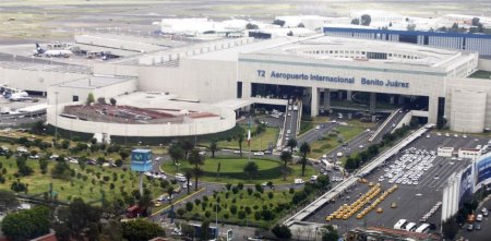 Los argumentos de la industria aérea mexicana contra la decisión de AMLO de trasladar vuelos de carga a nuevo aeropuerto