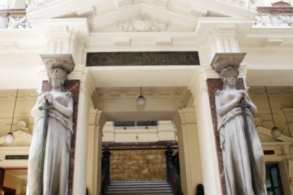 "Testamento de libre disposición”, la propuesta del senador Bianchi que modifica el actual Código Civil