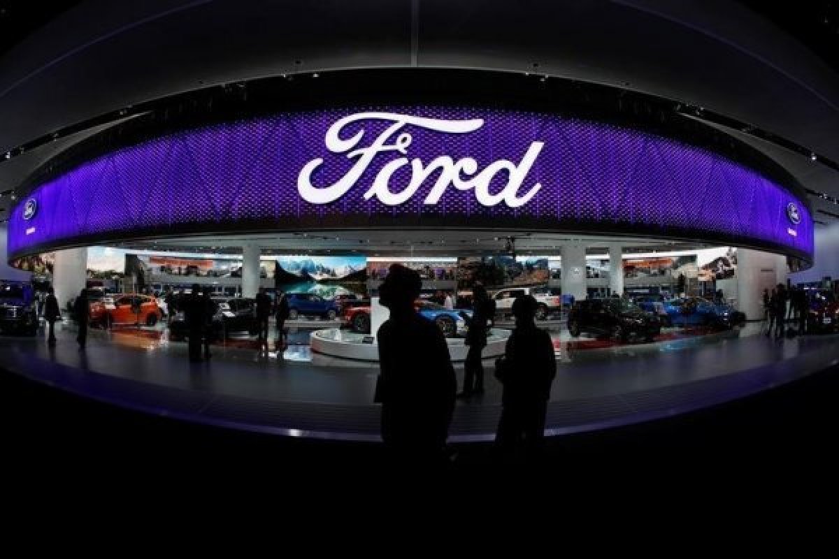 <p>Ford planea eliminar 3.200 puestos de trabajo, con especial atención en Alemania</p>