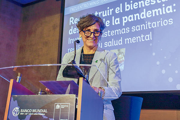 Matriz de Banmédica exigirá compensaciones al Estado y ministra dice que se necesita “estabilidad” en las isapres
