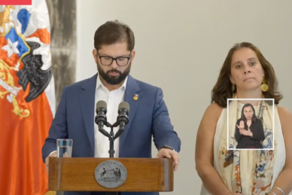 <p>Ahora en DF | Urrejola se defiende tras filtración de audio y dice que no presentará su renuncia</p>