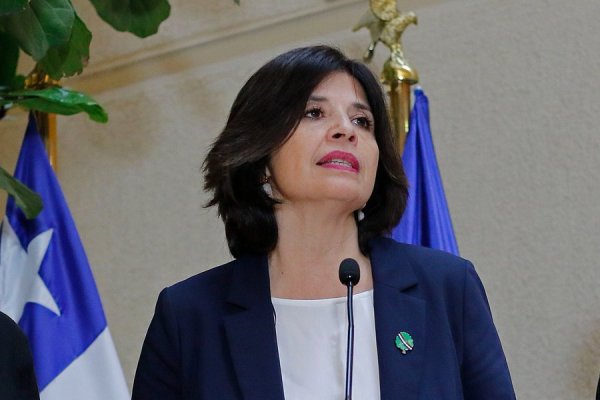 Cámara Baja rechaza por amplio margen la acusación constitucional en contra de la exministra Marcela Ríos