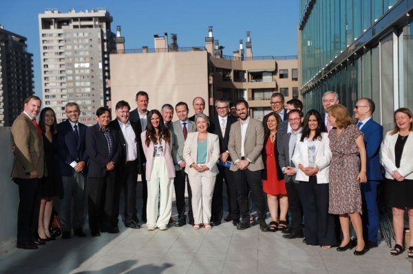 Gobierno presenta agenda con 46 medidas para aumentar la productividad de la economía chilena