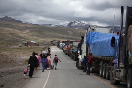 ¿Cómo ha impactado la crisis política de Perú a la moneda y mercado bursátil de ese país?