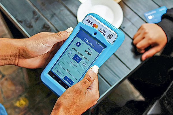 <p>Filial de Mercado Libre consigue otra victoria en batalla legal contra Transbank para detener alza de tarifas</p>