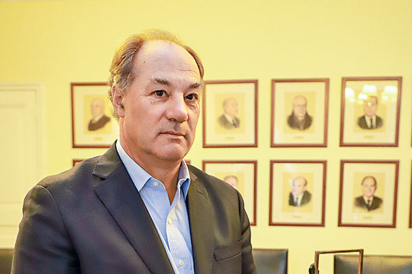 <p>Juan Sutil: “Este proceso, con los principios y estructura planteados, va a permitir redactar una Constitución mucho más criteriosa y responsable”</p>