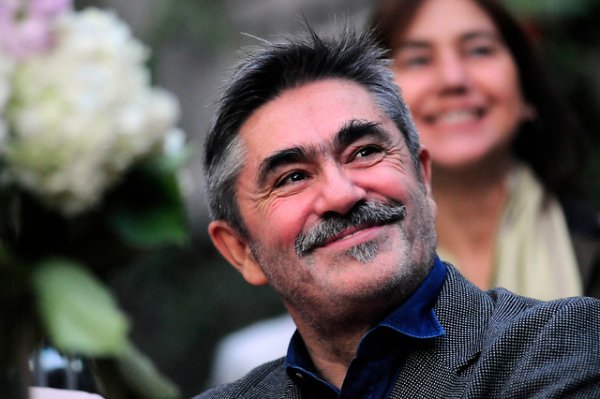 Vicente Sabatini contra Anatel y los canales de TV: TDLC admitió demanda del director de teleseries