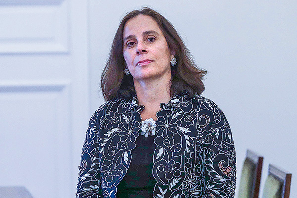 <p>Los tuits de la canciller Urrejola en la antesala de su vuelta a Santiago</p>