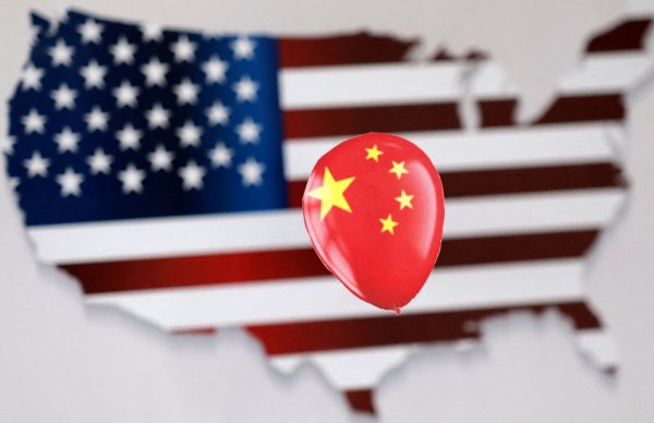 <p>Diplomáticos de EEUU y China evalúan reunirse tras caso de globos</p>