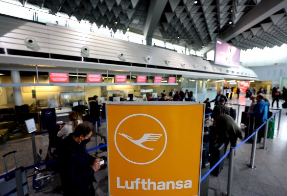 <p>Cuatro cables rotos bastaron para dejar en tierra a toda la flota de Lufthansa</p>