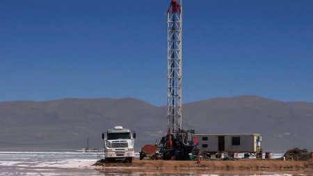 Boom del litio da un gran impulso a las exportaciones chilenas y el 80% se destina a China