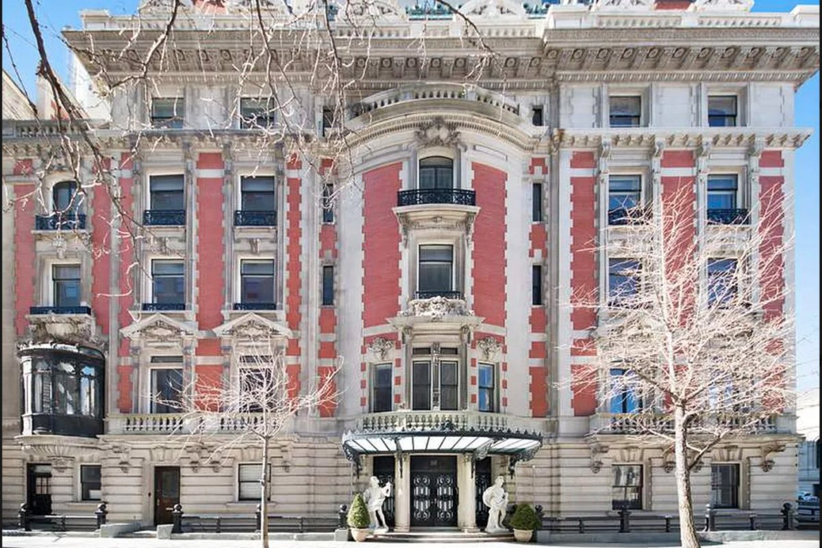<p>El palacio de Carlos Slim en Nueva York sale a la venta</p>