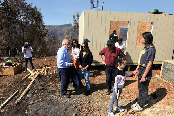 Gobierno trabaja con cuatro fabricantes de casas de emergencia y sumaría otro proveedor