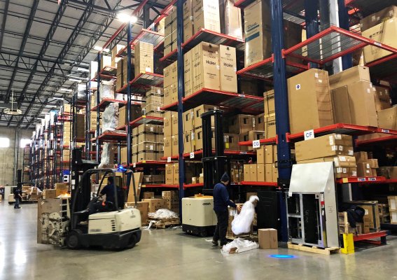 <p>La actividad empresarial de EEUU se estabiliza, impulsada por el repunte de los servicios</p>