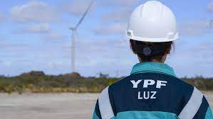 YPF Luz, la argentina que busca competir por el mercado de la generación eléctrica, hoy ocupado por Central Puerto, Enel y AES Gener