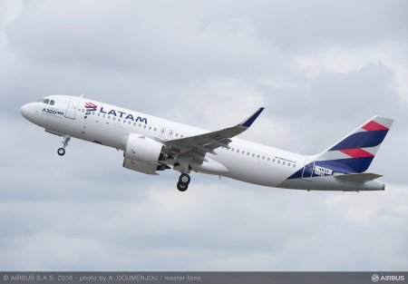 Latam completará renovación de flota con 15 nuevos aviones Airbus A320neo este año