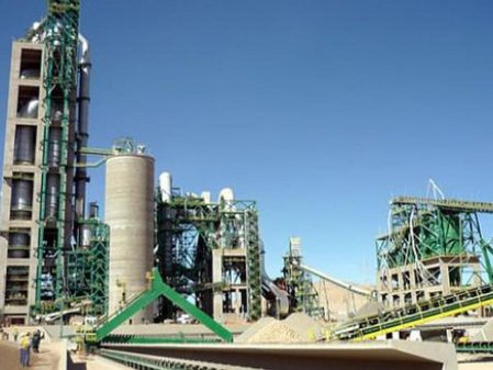 Organismo de Libre Competencia de Perú multa a cementera Yura con casi US$ 16 millones por abuso de posición dominante