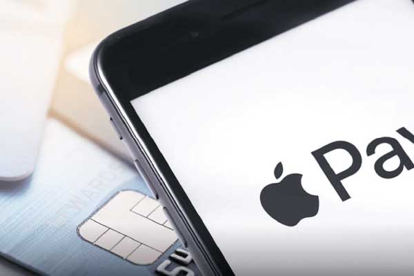 <p>¿Por qué Apple Pay aún no opera en Chile? Actores apuran despliegue tecnológico para nuevo medio de pago</p>