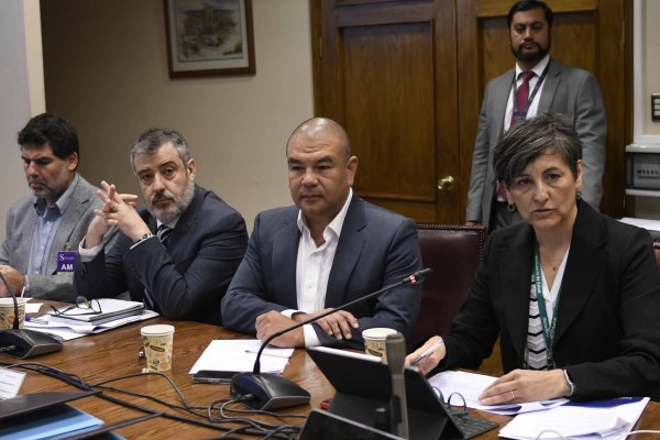 Isapres rechazan ley corta del Gobierno y cálculo de devoluciones por US$ 1.400 millones: “Sería la lápida del sector”