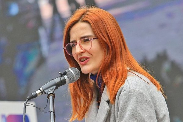 Alcaldesa de Ñuñoa arremete contra socio fundador de inmobiliaria Fundamenta: "Está acostumbrado a que las normas no corren para ellos"