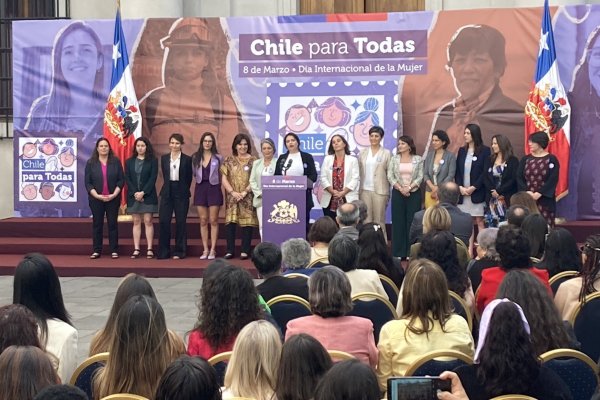 8M: Gobierno anuncia modificaciones a proyecto de sala cuna que serán financiadas con recursos de la reforma tributaria