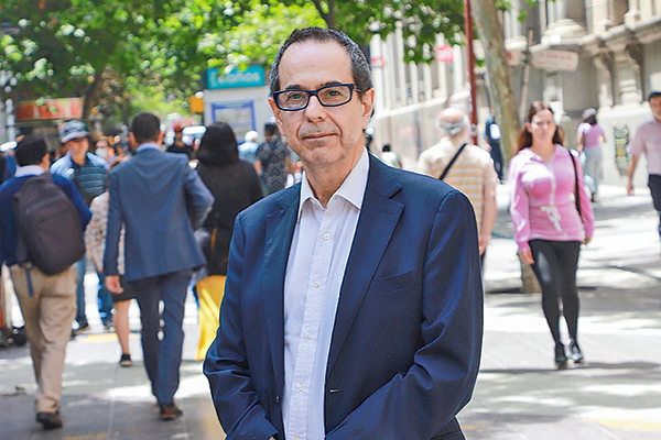 Christian Larraín: “La reforma de pensiones es y seguirá siendo una prioridad para el Gobierno de Boric”