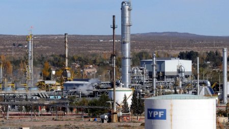 Argentina YPF apunta que la única manera de continuar creciendo es de la mano del capital privado