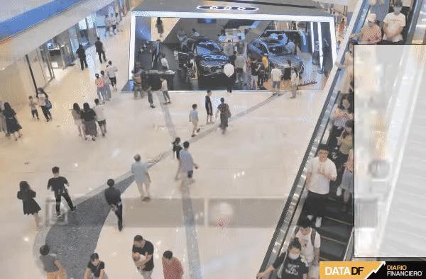 Confianza de los consumidores chilenos vuelve a caer en febrero luego de dos meses al alza
