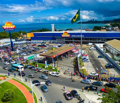 Gigante minorista Casino vende casi 13% de su participación en la supermercadista Assaí