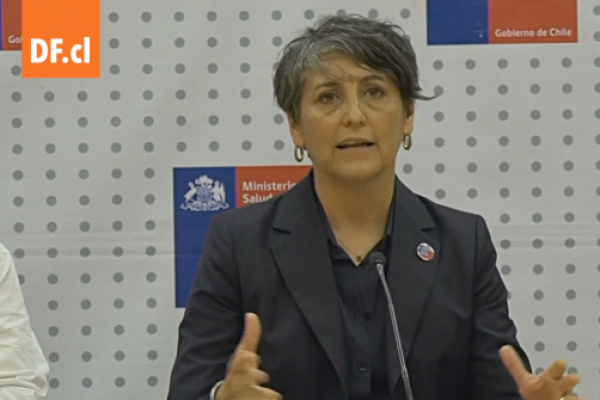 <p>Ahora en DF | Ministerio de Salud y SAG piden extremar las precauciones en la avicultura para frenar la gripe aviar</p>