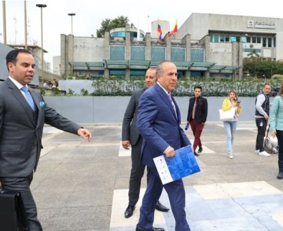 Se agrava la crisis de las low cost en Colombia: gobierno denuncia a Viva por estafa a pasajeros y lanza advertencia por Ultra Air