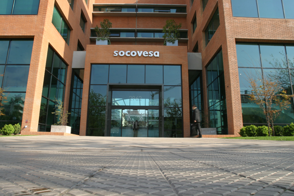 <p>Ganancias de Socovesa caen más de 80% e inmobiliaria enfoca estrategia 2023 en reducir lanzamientos y no aprobar compras de tierra</p>