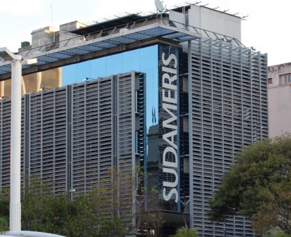 Grupo Luksic tiene nuevo socio en Paraguay: Banco Sudameris se queda con los activos del expresidente Cartes