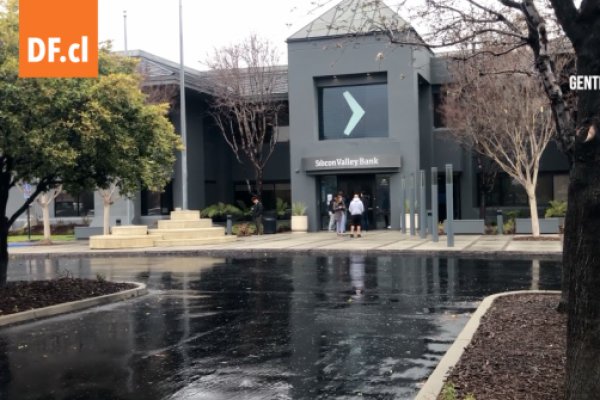 <p>Ahora en DF | El banco central y la autoridad financiera suizas darán liquidez a Credit Suisse "si es necesario"</p>