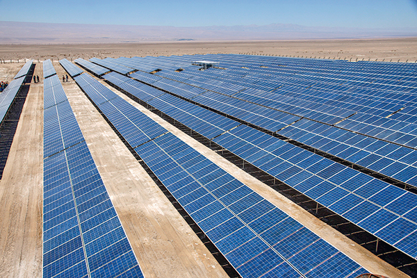 <p>Empresas que proponen cambios a la tarificación de la energía renovable lanza sus dardos contra el gremio de las generadoras en nueva carta a ministro Pardow</p>