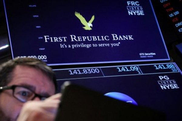 Las acciones del First Republic se recuperan tras una brutal ola de ventas