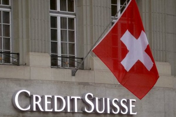 <p>UBS ha obtenido mejores resultados que Credit Suisse en la mayoría de las métricas relacionadas con las emisiones sostenibles.</p>