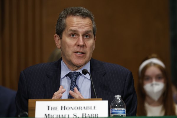 <p>Vicepresidente de Supervisión de la Fed califica al Silicon Valley Bank como un "caso de libro de texto de mala gestión”</p>