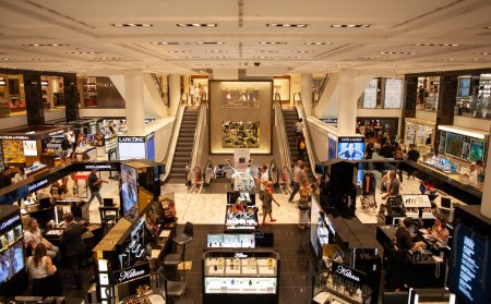 ¿Adiós a las mujeres?: centros comerciales en dos zonas de Perú atraen más a los hombres