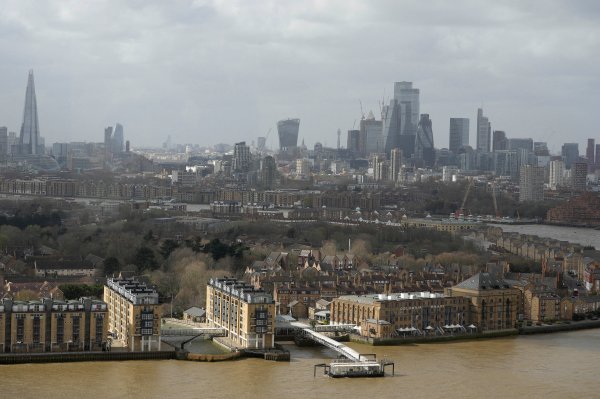 <p>JPMorgan: bancos europeos están "mejor situados" que los de EEUU ante riesgo inmobiliario comercial</p>