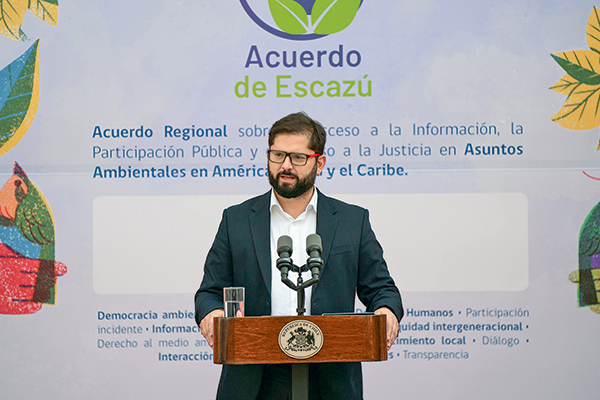 <p>Actores evalúan gestión del primer gobierno ecológico: positiva, pero falta avanzar en institucionalidad y combustibles fósiles</p>