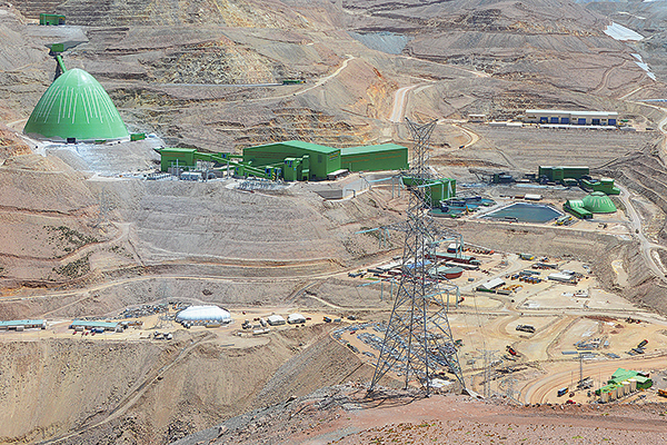 <p>CEO de Lundin Mining y compra de Caserones: "solidifica nuestra posición como un significativo productor global de cobre"</p>