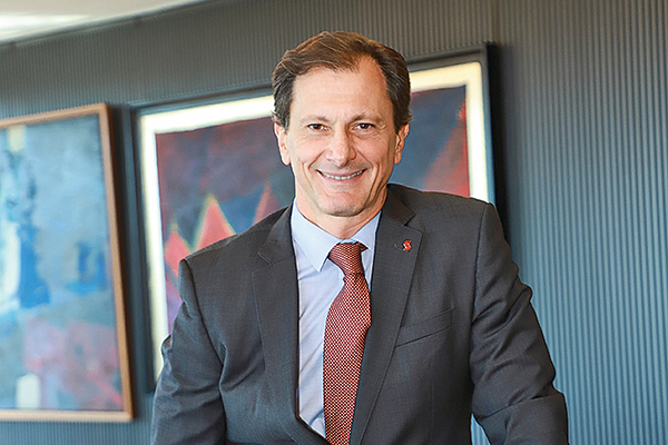 <p>El gerente general de Scotiabank Chile, Diego Masola. Foto: Julio Castro</p>
