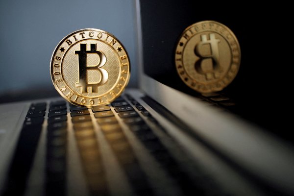 La liquidez del bitcoin se está agotando rápidamente a pesar de su fuerte repunte de este año