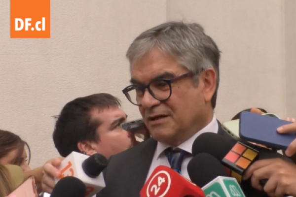 <p>Ahora en DF | Ministro Marcel sostiene la idea de "una economía que se va recuperando gradualmente" pese a caída del Imacec</p>