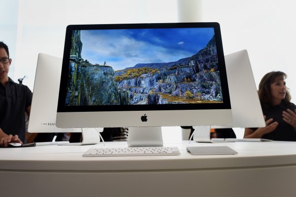 <p>Los envíos de PC de Apple bajan un 40%, en la caída más pronunciada entre los grandes fabricantes de computadores</p>