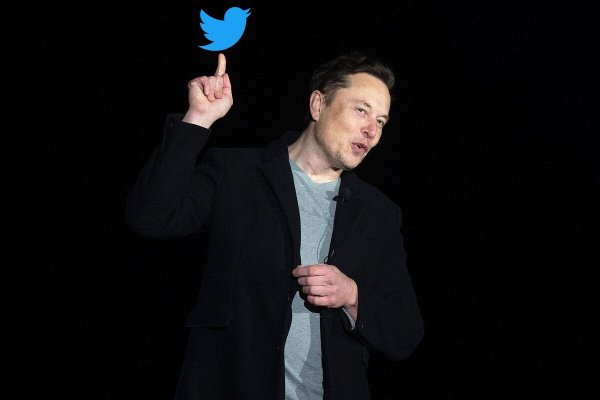 Exdirector ejecutivo de Twitter demanda a la plataforma por impago de facturas legales
