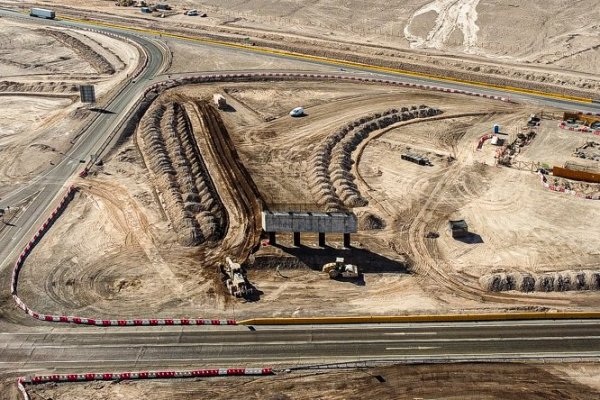 <p>Sociedad Concesionaria Ruta del Loa pide al MOP casi US$ 12 millones como indemnización por atrasos en revisión del proyecto y acusa sobrecostos</p>